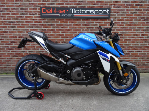Suzuki GSX-S 1000 # 2021 # 4600KM # Blauw / Wit # Als Nieuw! - Dekker Motor Parts