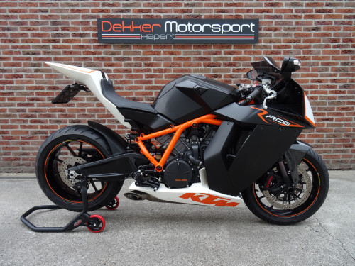 KTM RC8R 1190 # 2009 # 22.300KM # Marchesini / Akrapovic!